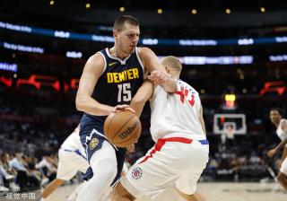 荣并非易事 荣并非易事