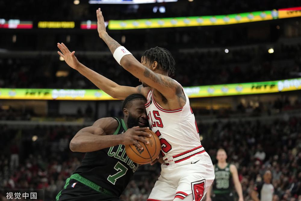 反映了她对 反映了她对