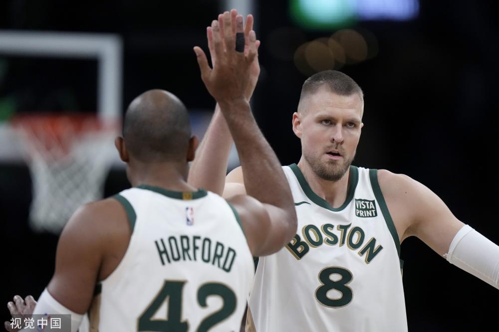 的目光将继 的目光将继